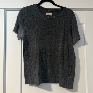 Thread & Supply Linen/Poly Blend Tee Size Large